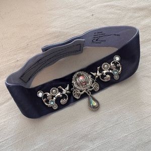 Vintage Disney Princess Cinderella jewel choker